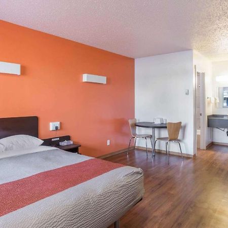 Motel Bo-Camrose, Ab Eksteriør bilde