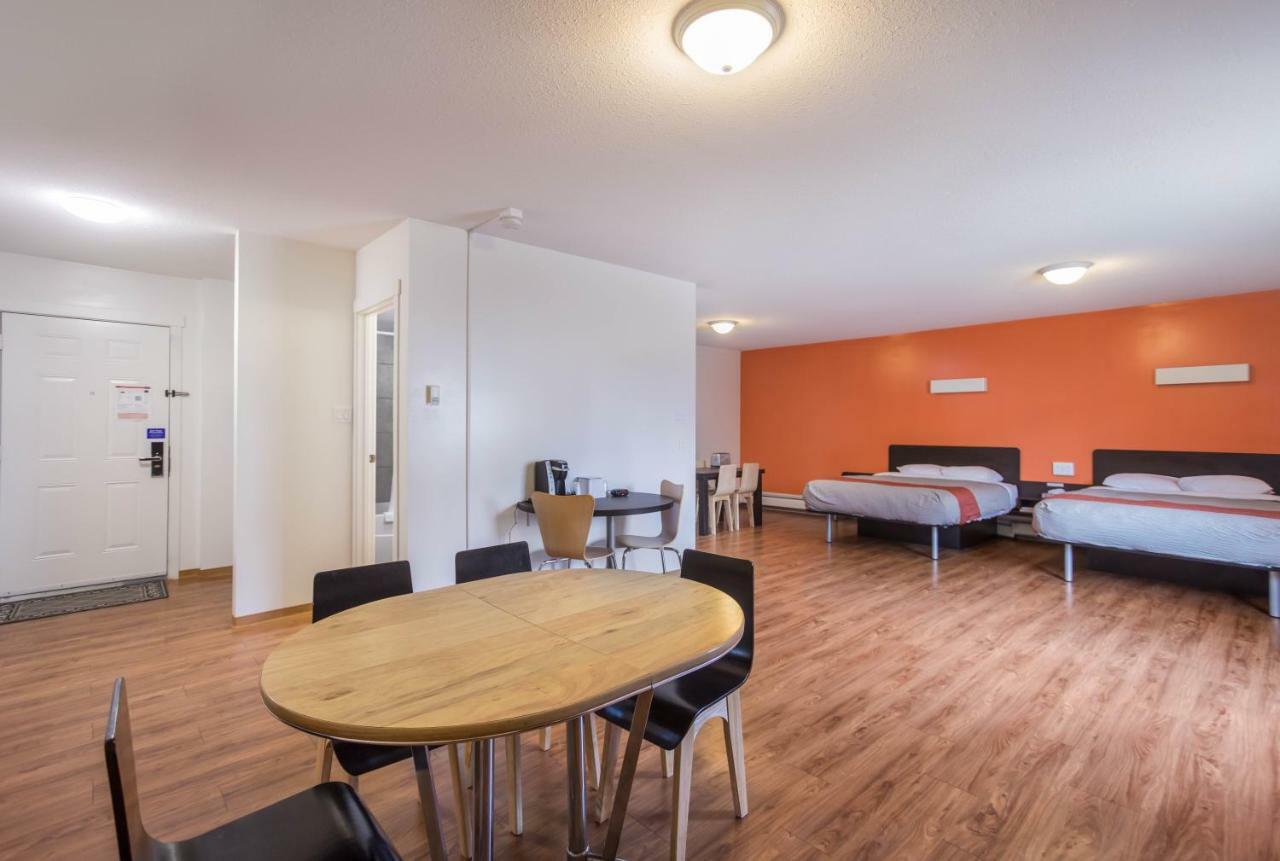 Motel Bo-Camrose, Ab Eksteriør bilde